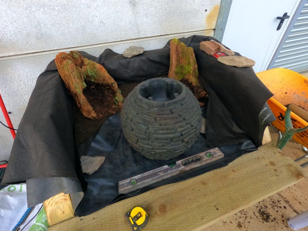 Tekmovanje v gradnji vodnih motivov 8.